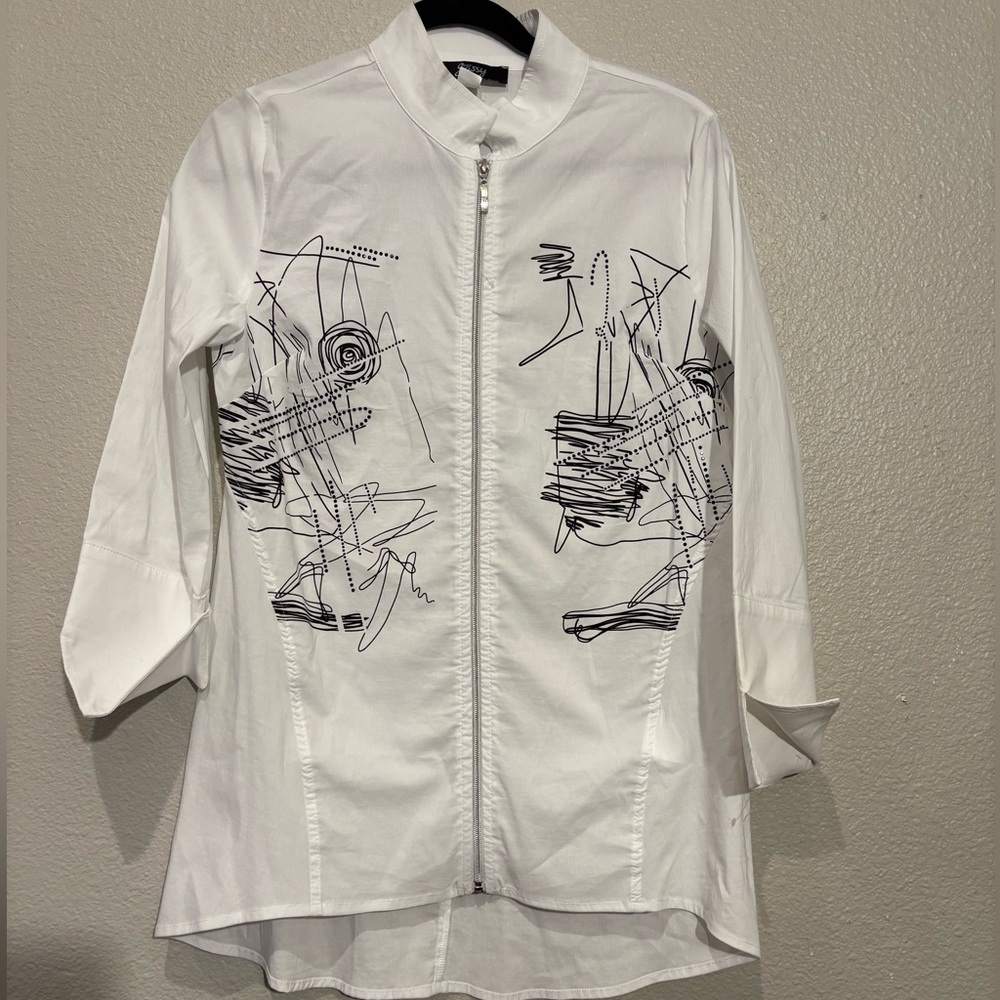 Ever Sassy Women's White Blouse Size XS Zip Up 3/4 Sleeve Dressy High Low Stretc